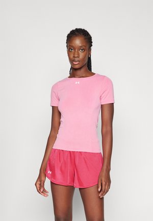 - T-shirt basic