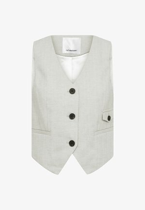 Világosszürke mellény V-alakú nyakkivágással, négy fekete gombbal és oldalsó zsebekkel; sima textúra, finom mintázattal. Ujjatlan kivitel.