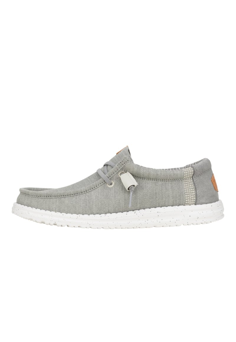 HEYDUDE Wally Elevated Basics - Slip-Ons - Náuticos - grey white