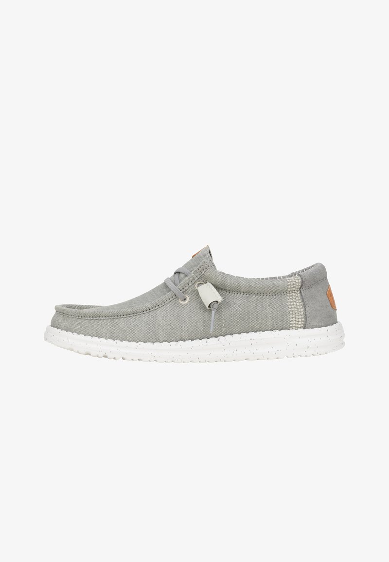 HEYDUDE Wally Elevated Basics - Slip-Ons - Náuticos - grey white