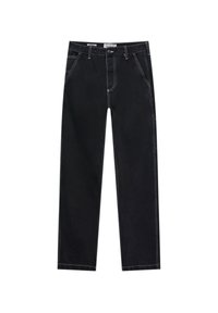 Pantalones de estilo carpintero en negro con costuras en contraste blancas, bolsillos frontales, pasadores para cinturón y un cierre de botón en la cintura.