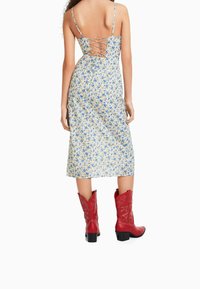 Bershka Vardagsklänning - light blue