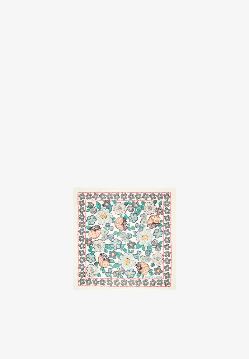 Pañuelo cuadrado con un patrón de flores y conchas en tonos teal, rosa y negro sobre un fondo crema. Terminado con un borde decorativo.