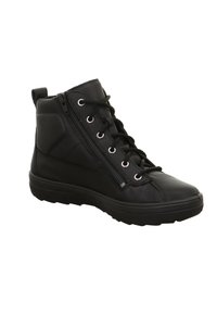 Stivali alti neri realizzati in pelle sintetica, con un design con lacci davanti, zip laterale e suola in gomma texturizzata.