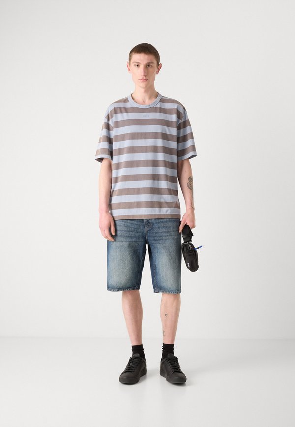 DOCKOE - Print T-shirt2