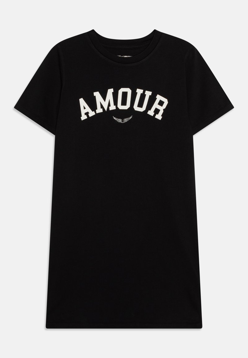 Μαύρη βαμβακερή μπλούζα με κοντά μανίκια και στρογγυλή λαιμόκοψη. Διαθέτει τη λέξη "AMOUR" σε μεγάλα λευκά γράμματα στο στήθος, κάτω από μια γραφική λεπτομέρεια.
