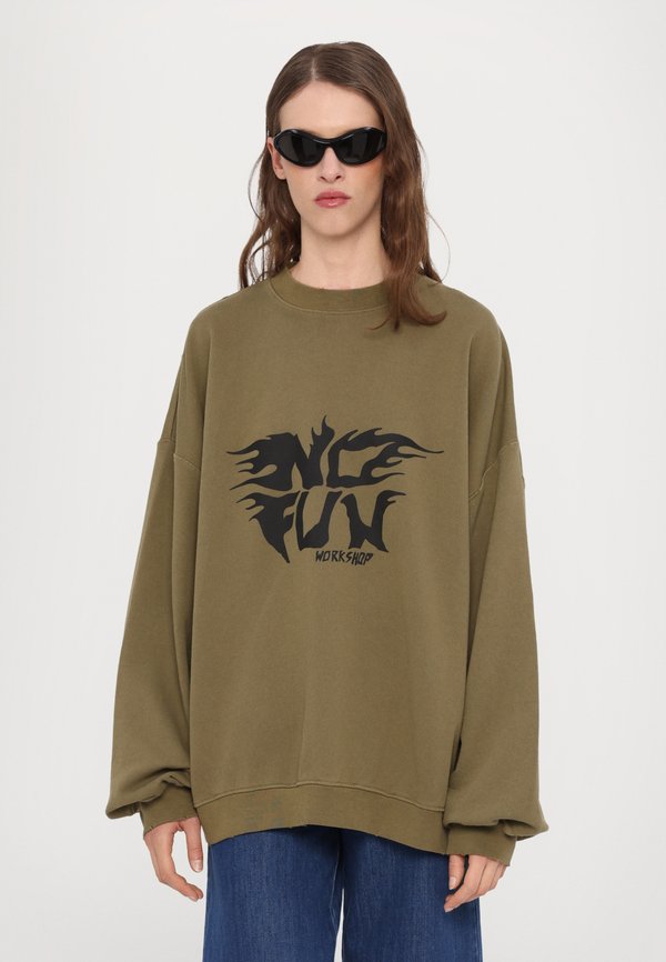 NO FUN OVERSIZED CREWNECK - Sweatshirt3