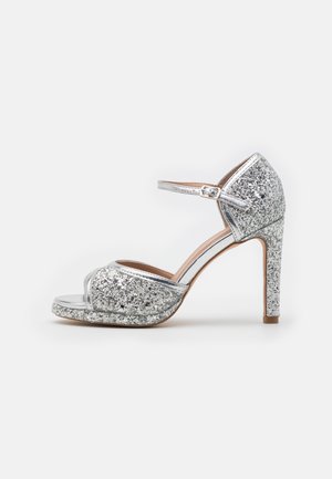 High heeled sandals - silver