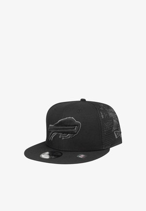 Casquette snapback noire avec arrière en mesh et logo buffle en relief sur le panneau avant, présentée sur fond blanc.