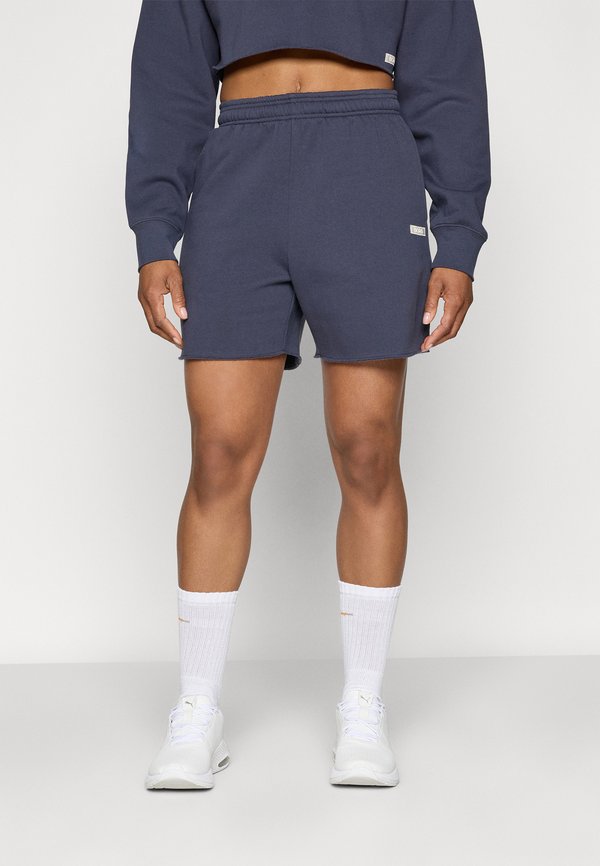 STUDIO SWEATSHORTS - Sports shorts - odyssey gray