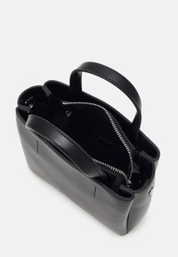 PARFOIS Sac à main - black