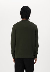 Thumbnail Image 4