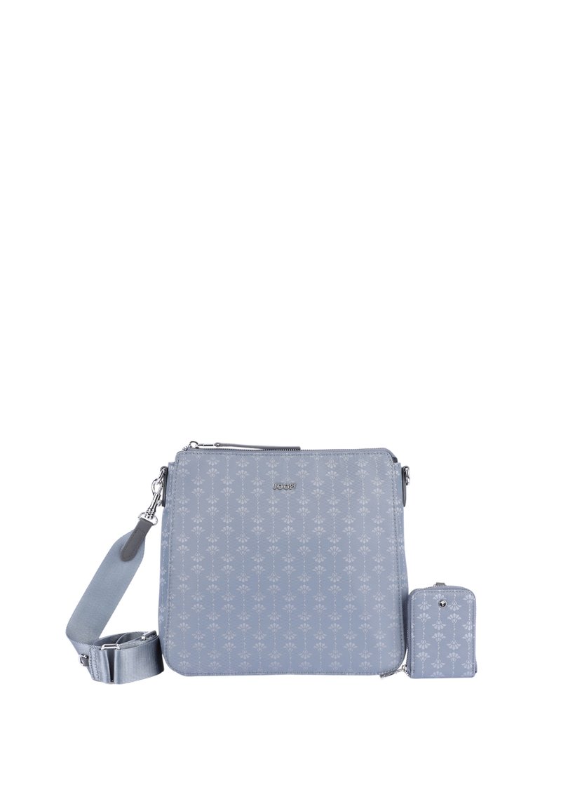 Borsa a tracolla grigia chiara realizzata in materiale testurizzato, con un motivo floreale, chiusura con zip e tracolla regolabile. Include una piccola pochette abbinata.