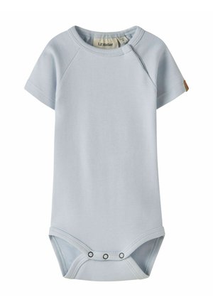 Lichtblauw babyrompertje met korte mouwen, drukknoopsluiting in het kruis en een ronde hals, eenvoudig naadloos ontwerp.