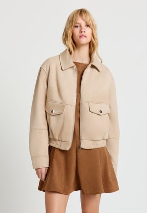 CAPOSPALLA - Veste en similicuir - sabbia chiaro