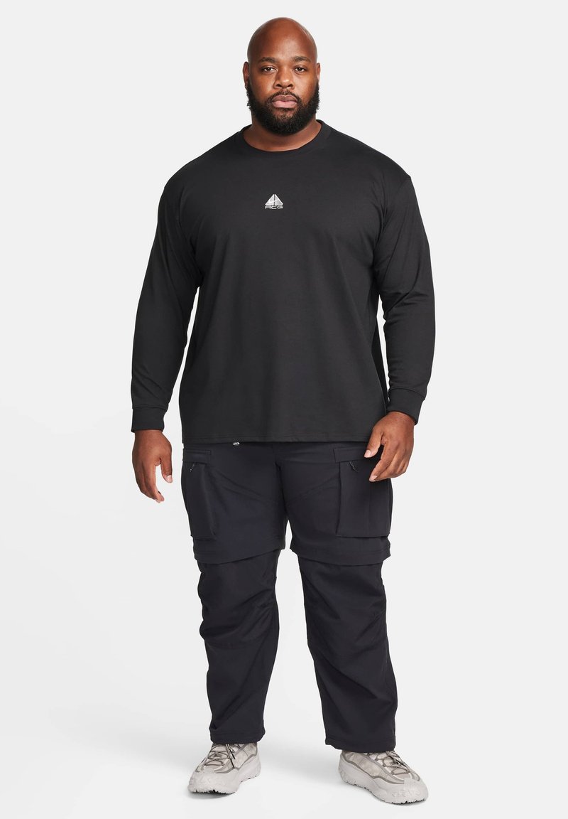 Nike ACG Longsleeve zwart Nike ACG Longsleeve zwart