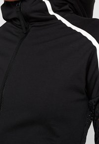 adidas Performance Chaqueta de entrenamiento - black
