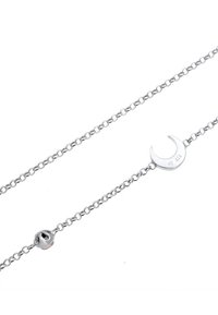 Sølv kædearmbånd med en halvmåne charm og en glat sfærisk perle. Simpelt design med poleret finish og sammenlåsende led.
