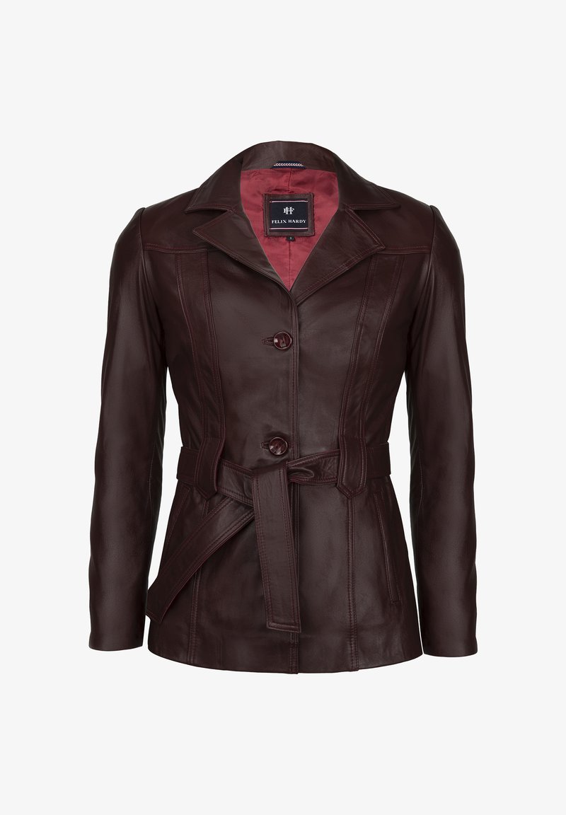 Veste pour femme en cuir marron foncé avec boutons, ceinture à la taille et doublure intérieure bordeaux, marque Felix Hardy.