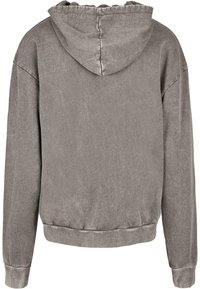 Szary sweatshirt z kapturem, o miękkiej fakturze, z długimi rękawami i ściągaczem u dołu. Prosty design, bez widocznych wzorów czy akcentów.
