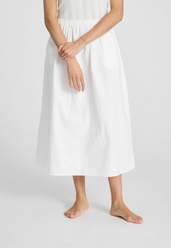 ASTRID LONG - Maxirock