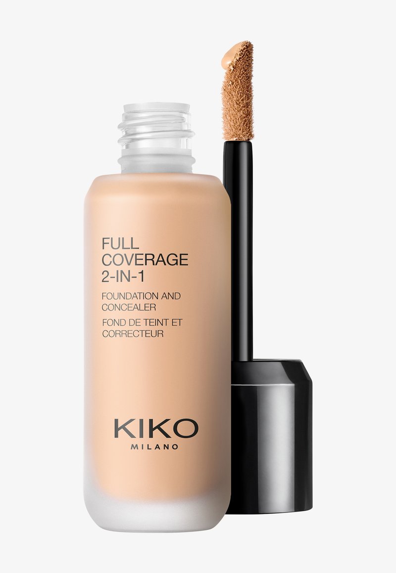 Flacon de fond de teint et correcteur 2-en-1 à couvrance totale de KIKO Milano avec applicateur, montrant un produit liquide beige.