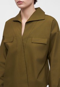 JDY JDYWILLY ASYMMETRIC SHIRT - Πουκαμίσα με κουμπιά - dark olive