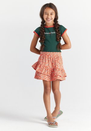 WIEKE - Jersey dress - groen/rood/geel/oranje/print