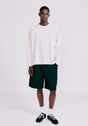 PULL&BEAR, LONG SLEEVE RAGLAN - T-SHIRT - Langærmet T-shirt - pink