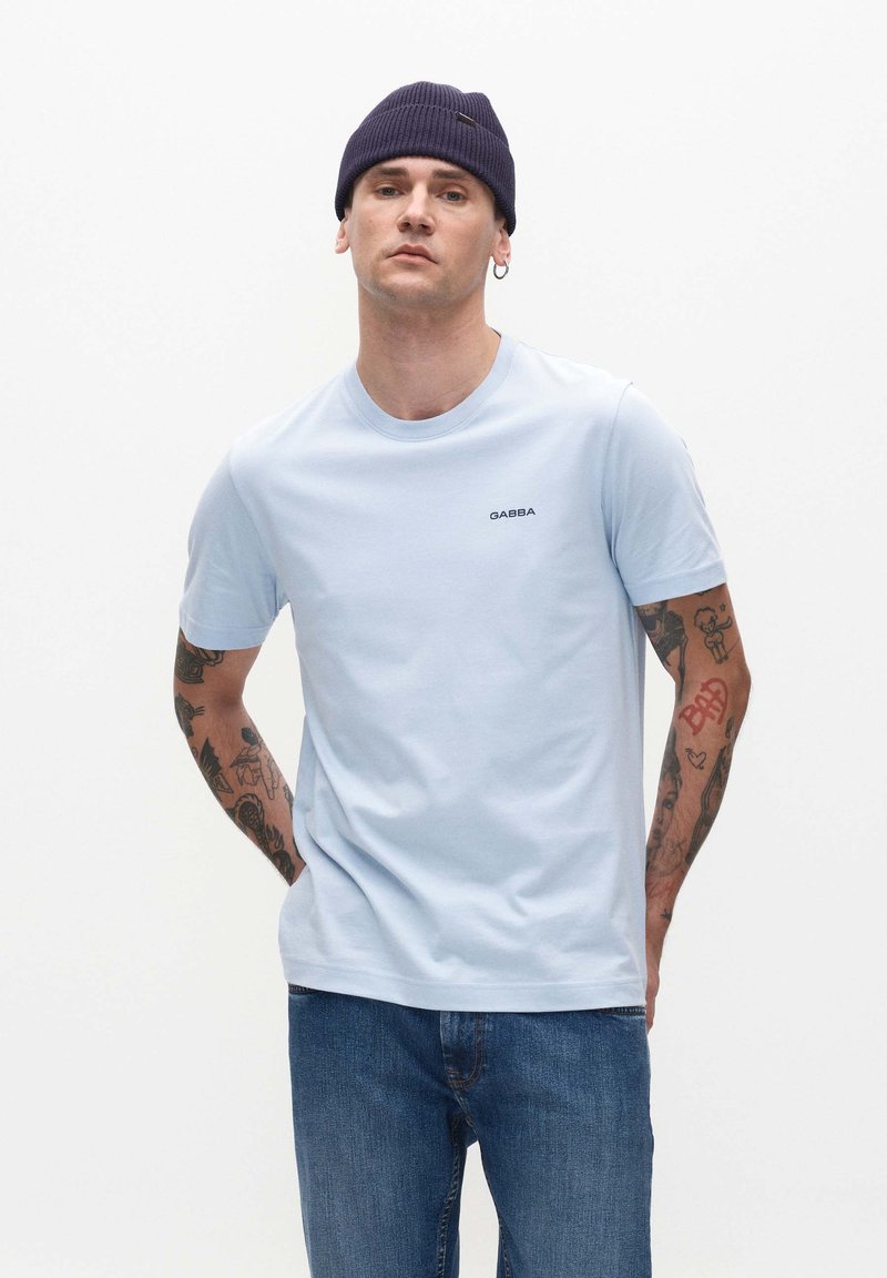 Gabba - DUNE LOGO SS  - T-shirts basic - cashmere blue, Forstør