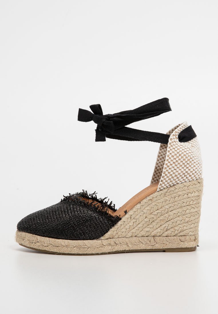 Kanna Sleehakken zwart