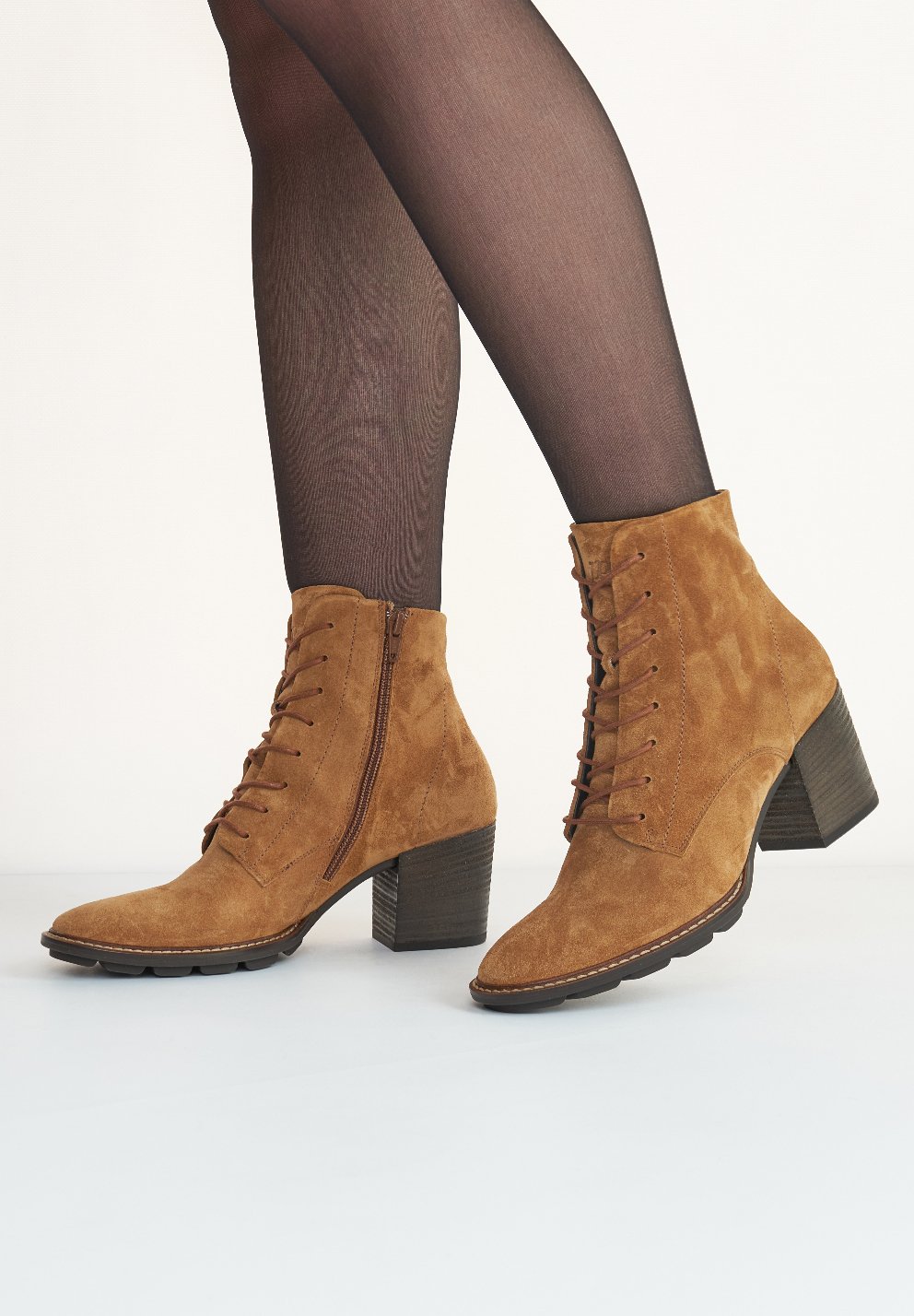 paul green ankle boots cognac