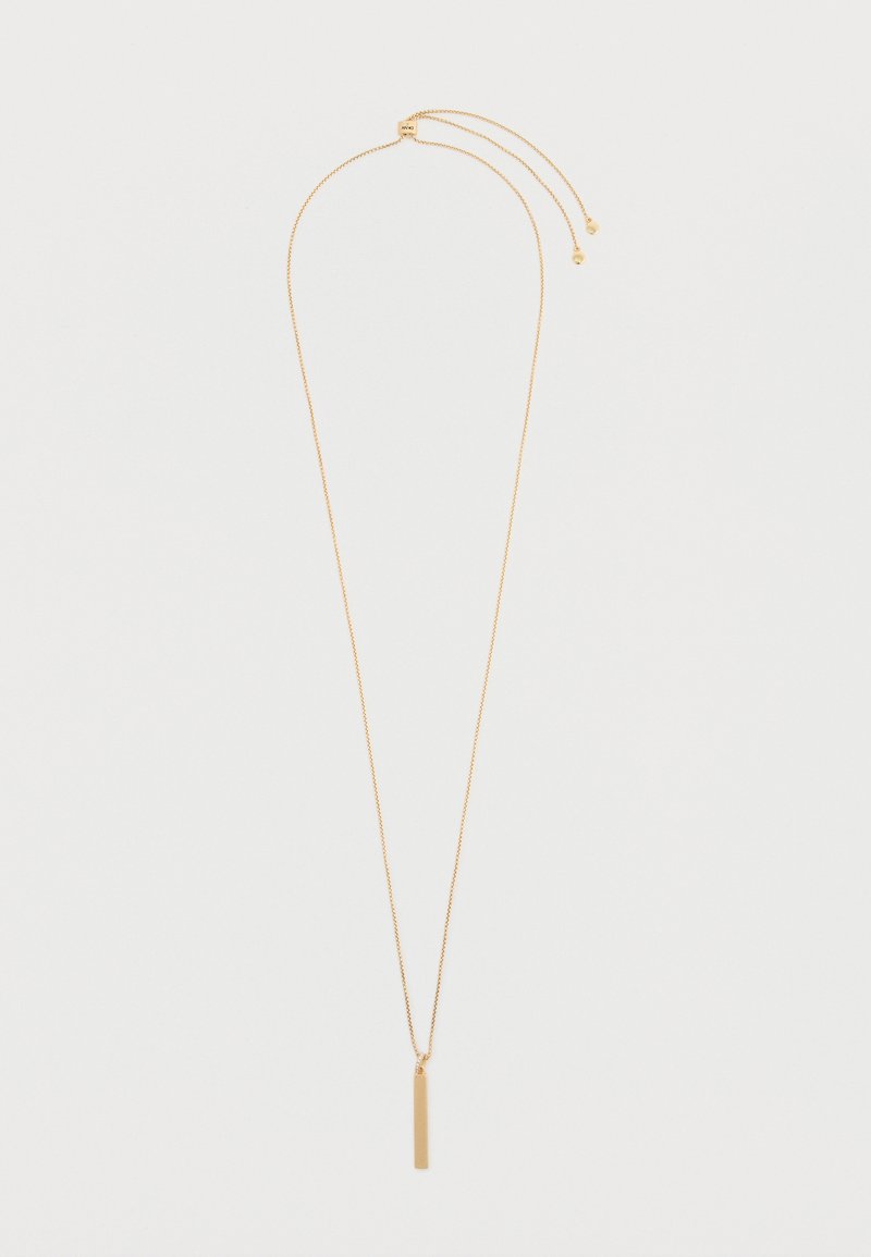 Goldanhänger-Halskette mit einem dünnen rechteckigen Balken. Die Kette ist zart, mit verstellbarer Länge und abgerundeten Enden. Einfaches Design, glatte Textur.