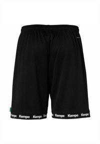 Schwarze Sportshorts aus leichtem Stoff, mit einem elastischen Bund und dem weißen "Kempa"-Logo am Saum.
