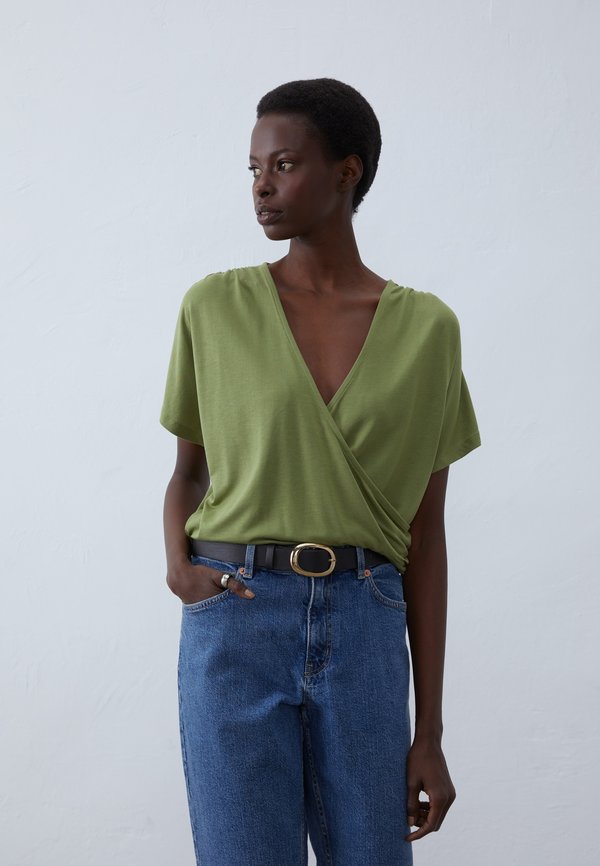 Blouse - olive