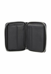 Portefeuille en cuir noir avec fermeture éclair. Il dispose de plusieurs emplacements pour cartes et d'un intérieur texturé. Sa forme rectangulaire est compacte.