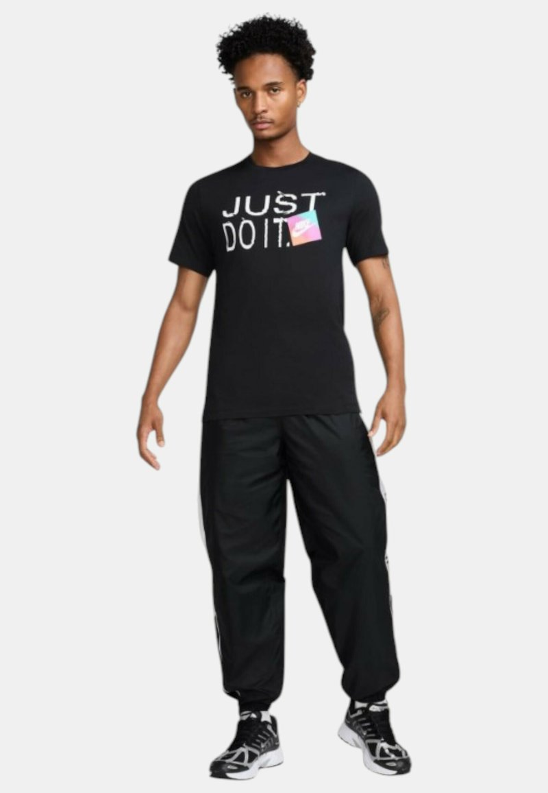 Nike SB T-shirt print zwart