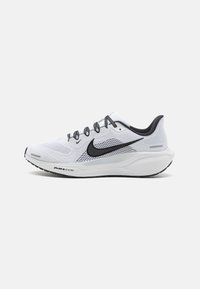 Niet geselecteerd, white/black/pure platinum/summit white