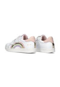 Weiße Sneakers mit rosa und pastellregenbogenfarbenen Akzenten, Klettverschluss, metallischem Fersen-Detail und strukturiertem Boden. Geeignet für die Freizeit.