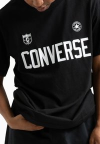 Converse RETRO CHUCK SOCCER - Camiseta estampada - schwarz