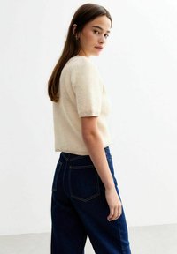 New Look BOUCLÉ SHORT SLEEVED  - Kofta - cream