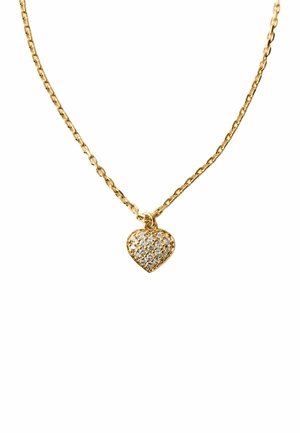 Collar delicado de cadena de oro con un pequeño colgante en forma de corazón incrustado con múltiples gemas claras y brillantes.