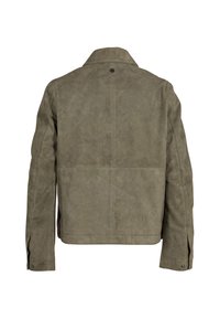 Giacca in suede verde oliva con un design semplice, dotata di un colletto aperto e maniche lunghe. Nessun hardware o decorazione visibile.