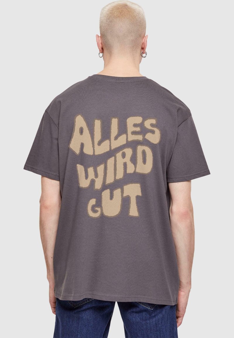 Merchcode ALLES WIRD GUT HEAVY - T-shirt con stampa - magnet