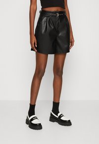 ONLY - ONLHEIDI - Shorts - black Miniatyrbilde 1