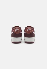 Nike Sportswear AIR FORCE 1 07 - Sapatilhas - burgundy crush/pink foam/dark stucco/sail/dark pony/white