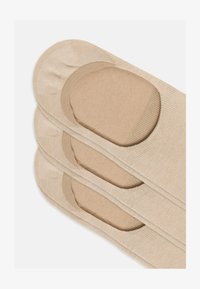 Ausgewählt, hidden nude sand