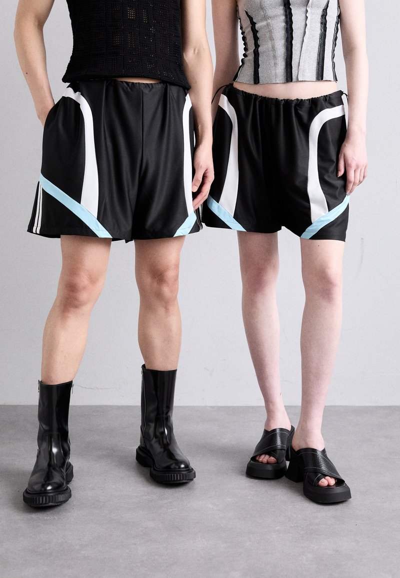 STAMM - UNISEX - Tracksuit bottoms - black, Enlarge