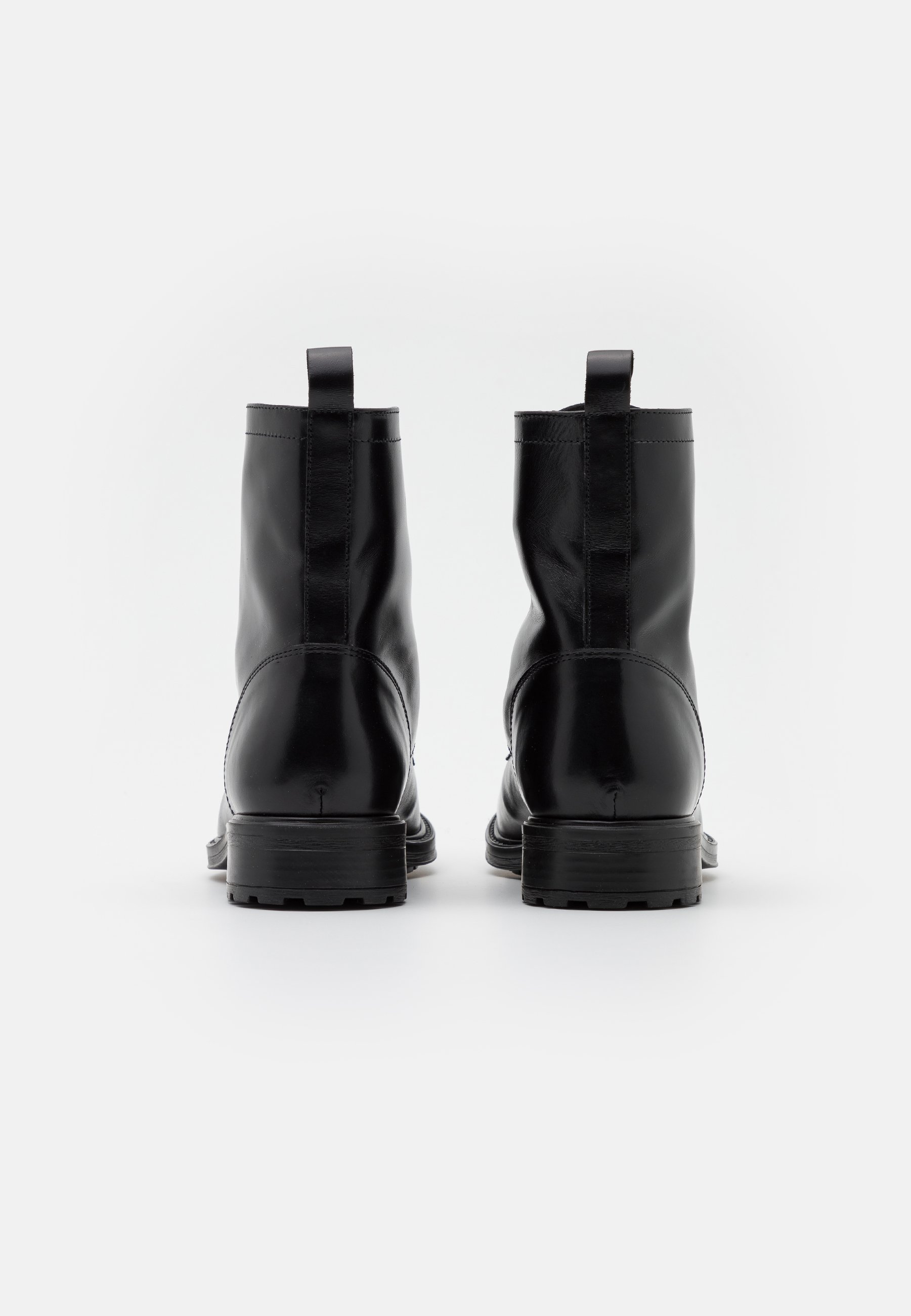 bottines à lacets grises minelli bottines à lacets grises minelli