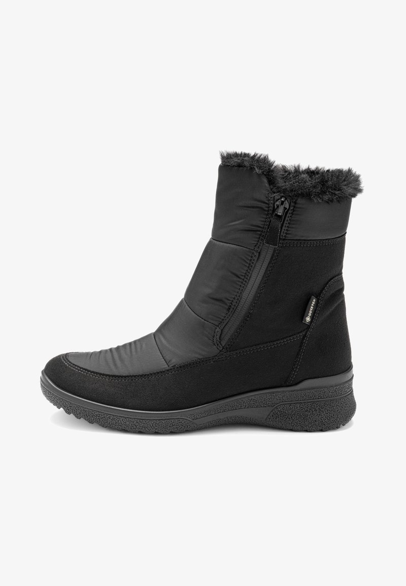 Zwarte mid-kuit winterlaars met ritssluiting, gestructureerde zool, Gore-Tex label en een pluizige bontvoering aan de bovenkant, ontworpen voor koude weersomstandigheden.